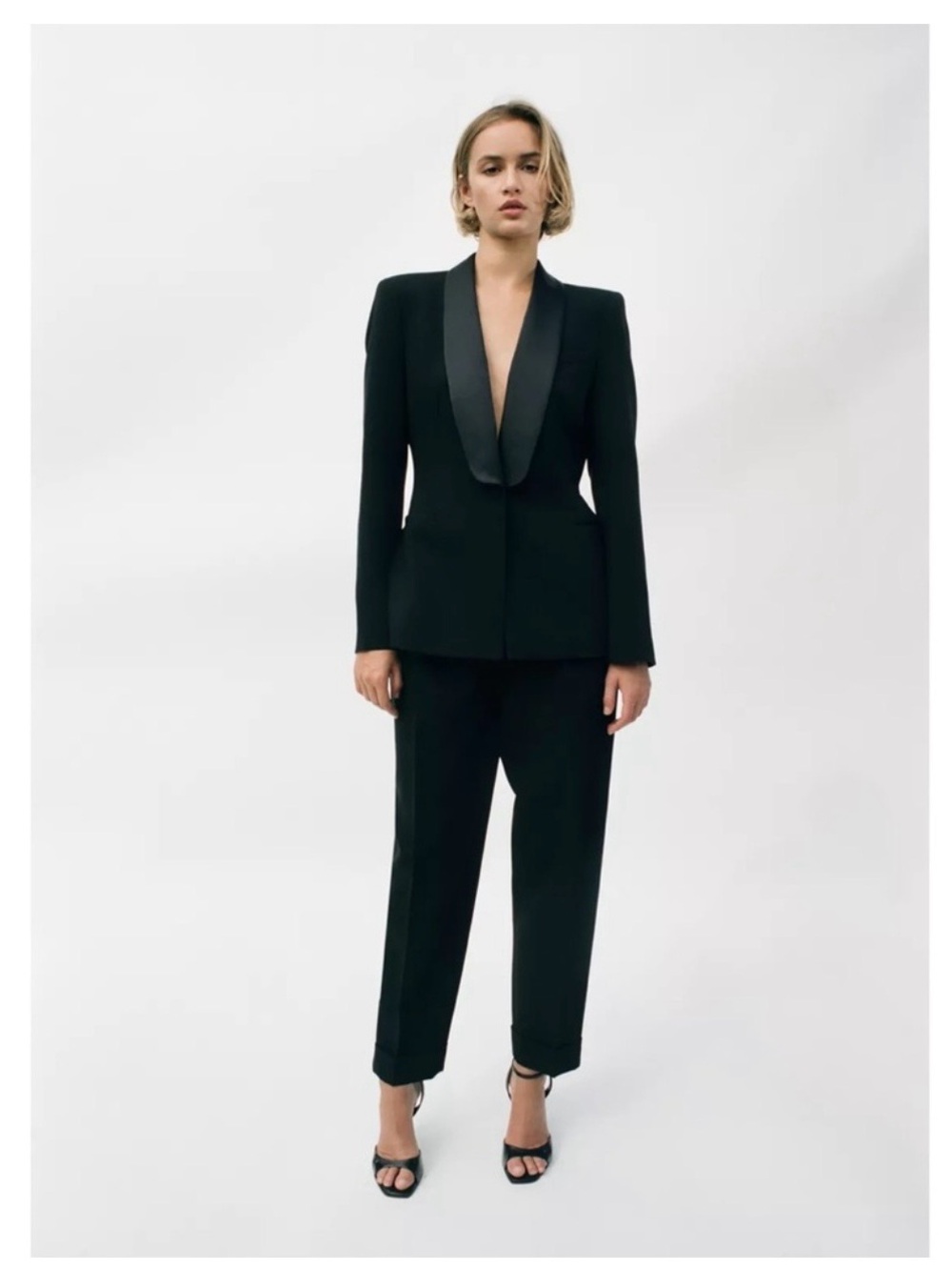 ZARA NWT Tailored Tuxedo Pantsuit featuring a satin lapel collar